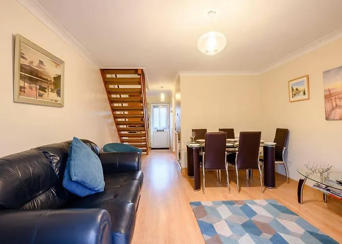 Colborne - Self Catering Holiday Home Close To Poole Quay