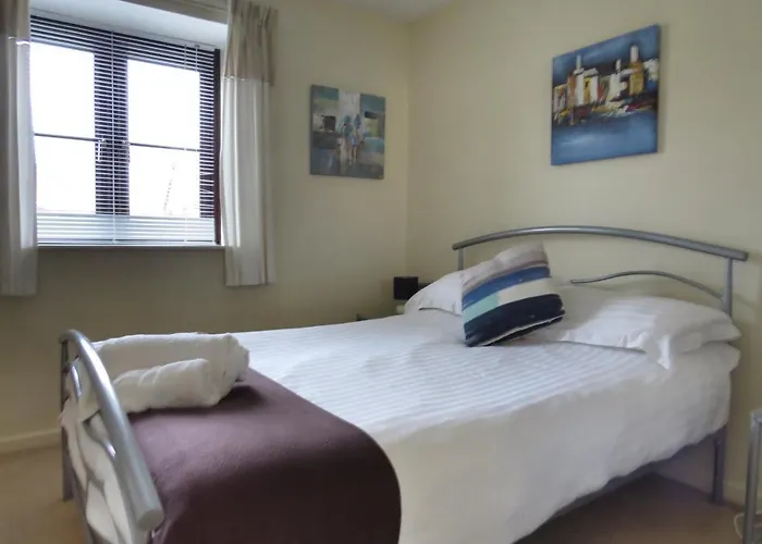 Colborne - Self Catering Holiday Home Close To Poole Quay